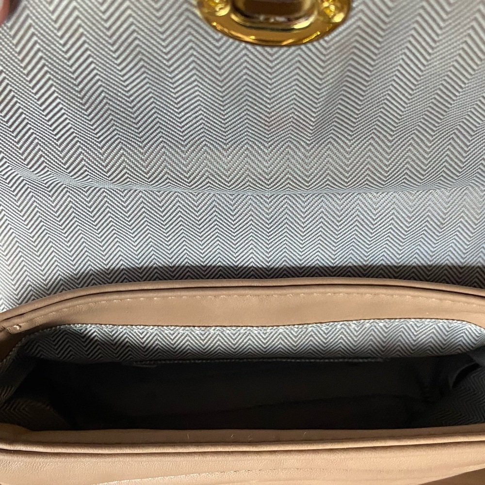 Adorable quilted brown purse with exchangeable strap - Picture 9 of 11